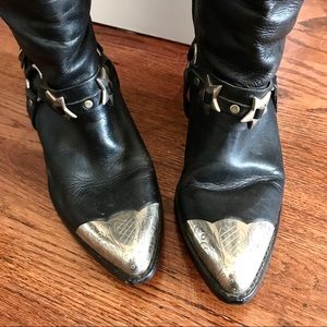 AWESOME VINTAGE BLACK COWBOY BOOTS